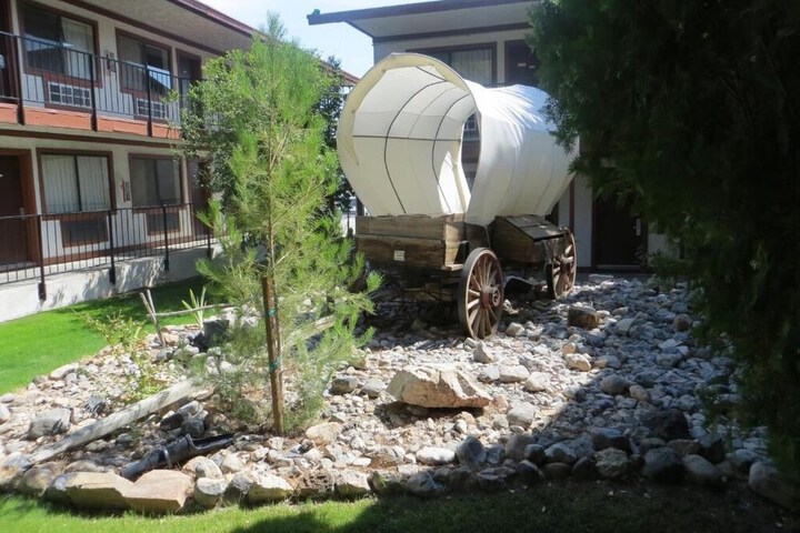 Hotel 9 of 27