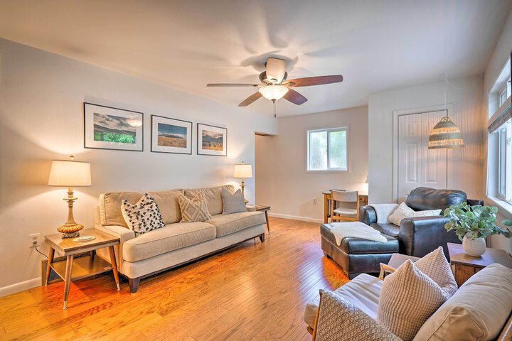 Cañon City Casa w / Spacious Private Yard!