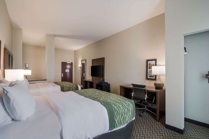 Room 42 of 71