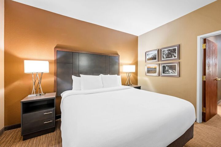La Quinta Inn & Suites by Wyndham Boone University