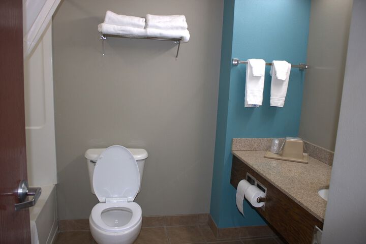 Room 9 of 23