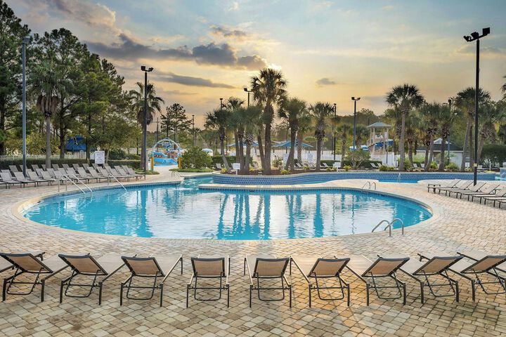 Sheraton Broadway Resort Villas