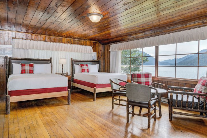Lake Crescent Lodge