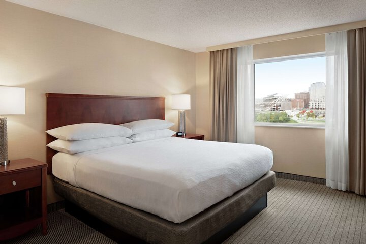 Embassy Suites by Hilton Cincinnati RiverCenter