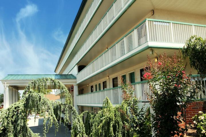 Hotel 5 of 38