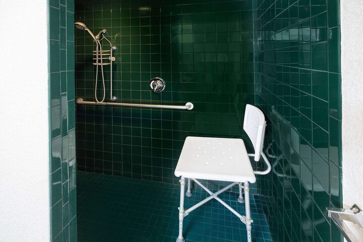 Super 8 by Wyndham Seguin