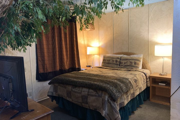 Room 159 of 334