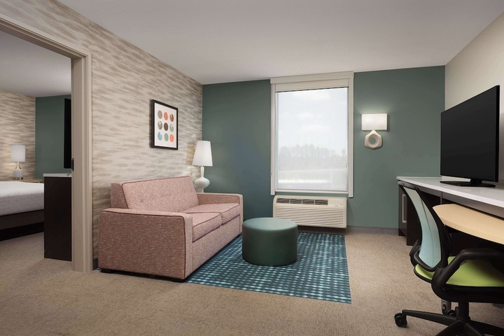 Room 28 of 46