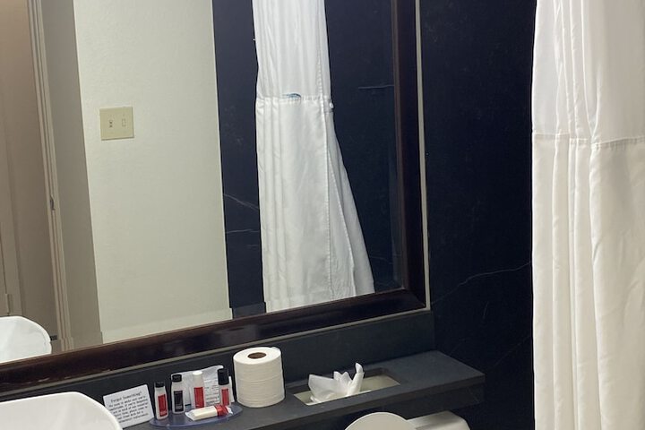 Room 21 of 64