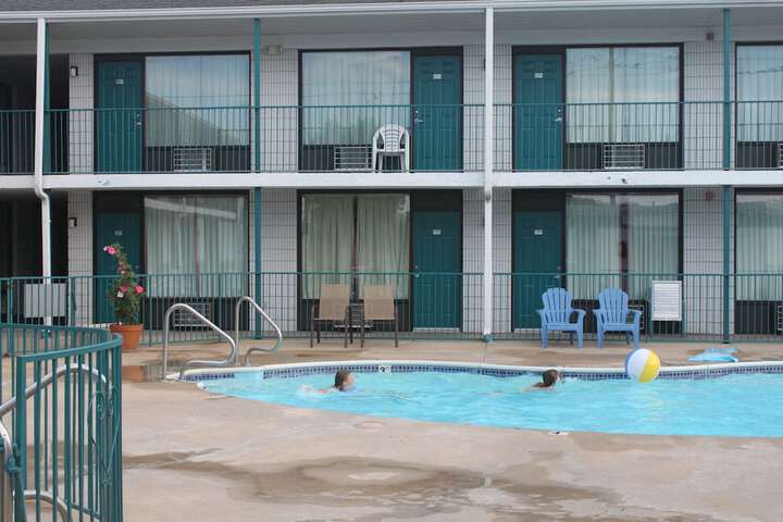 Pool 7 of 55