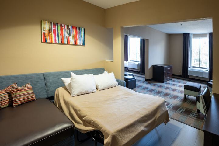 Room 46 of 105