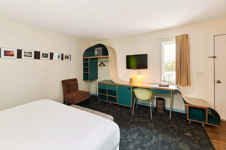 Room 21 of 63