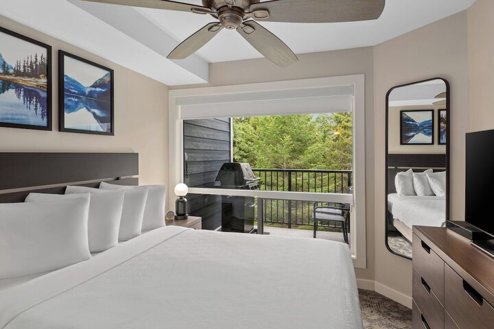 Room 32 of 45
