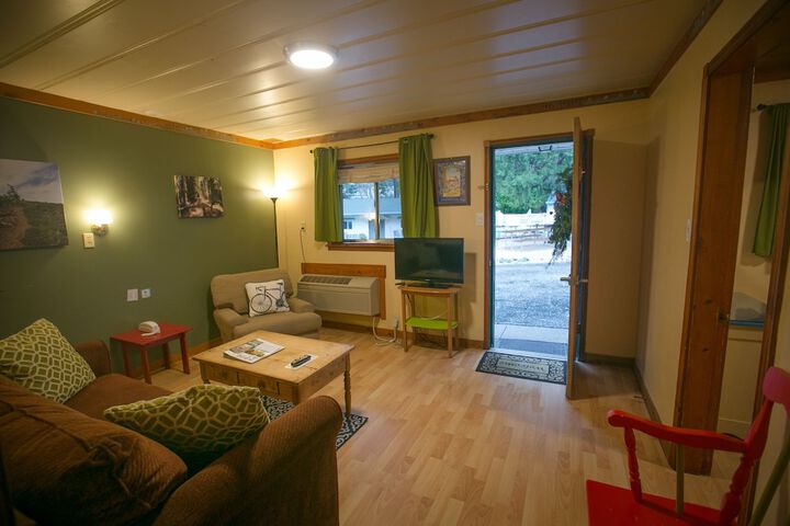 Room 146 of 236