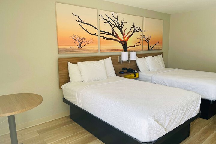 Room 17 of 22