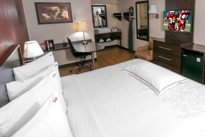 Room 15 of 30