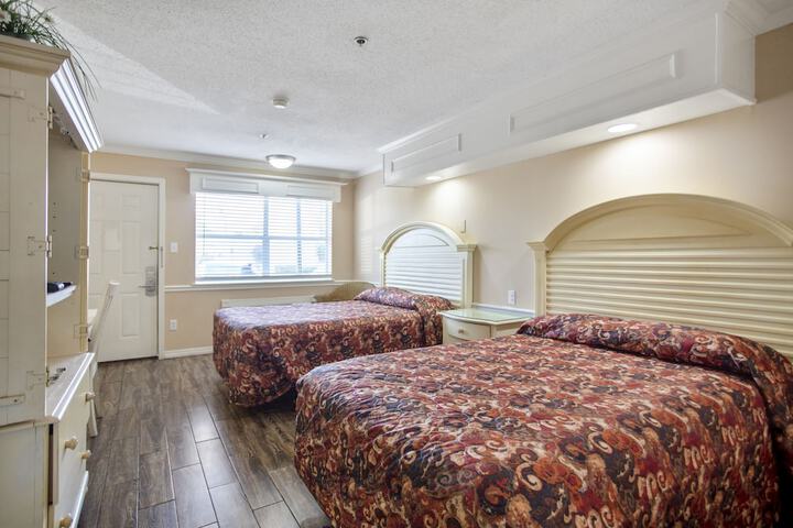 Room 42 of 75