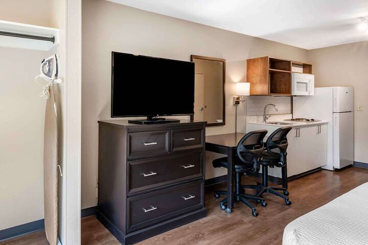 Room 21 of 30