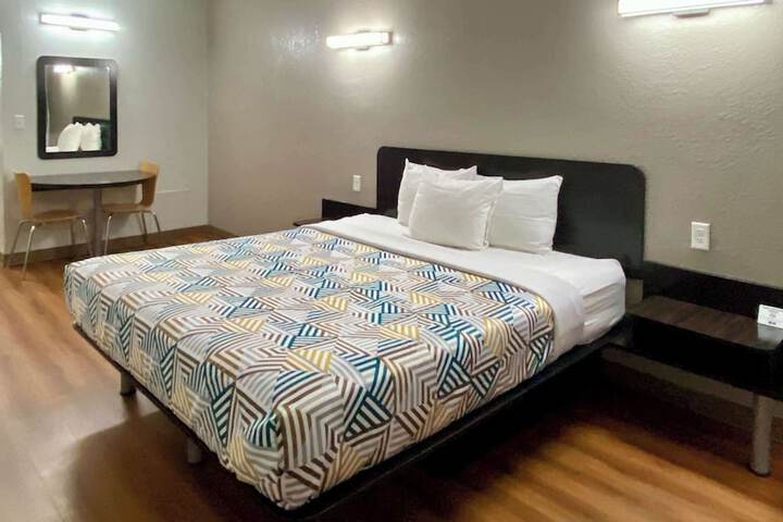 Motel 6 Huntington WV