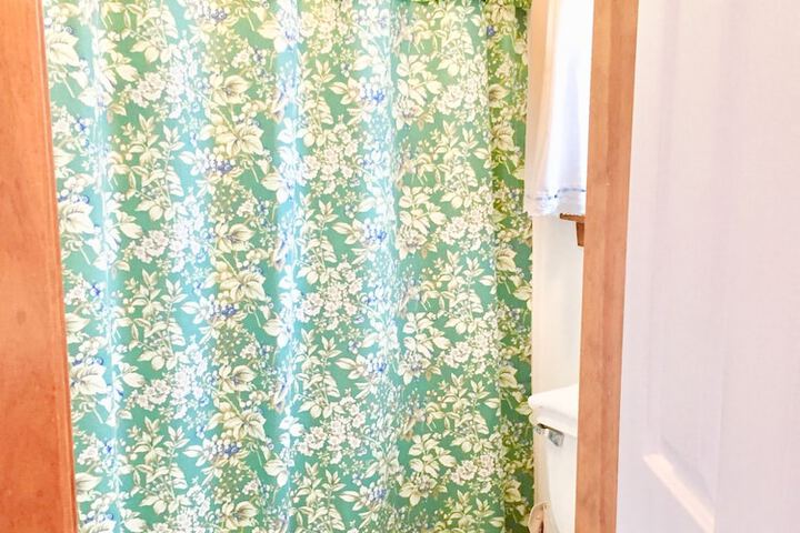 Room 25 of 62