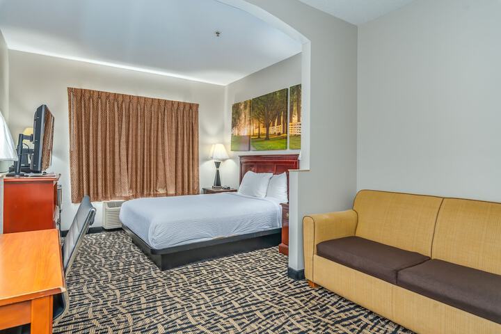 Room 16 of 25