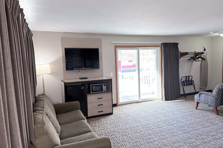 Baymont Inn & Suites by Wyndham Platteville