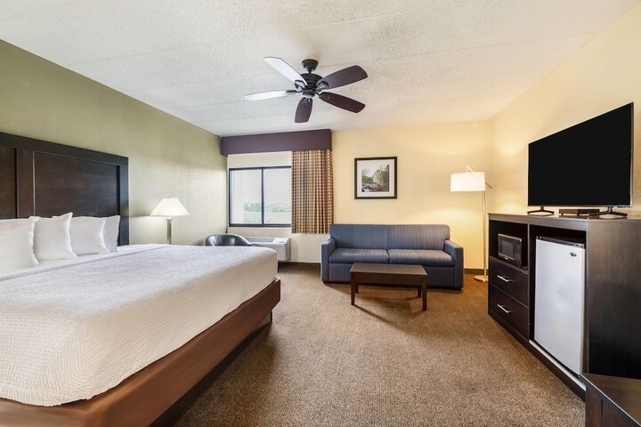 Baymont by Wyndham Janesville