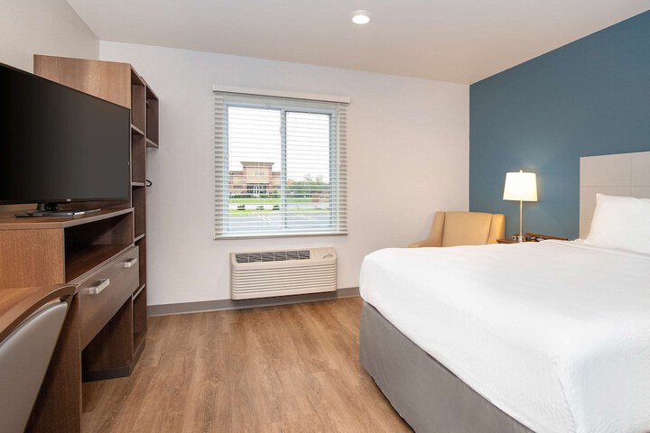 Room 14 of 35
