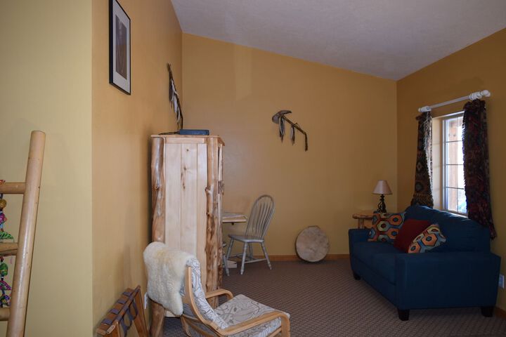Room 20 of 33