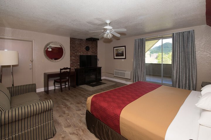 Room 29 of 48