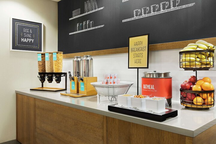 Breakfast/Coffee Service 113 of 129