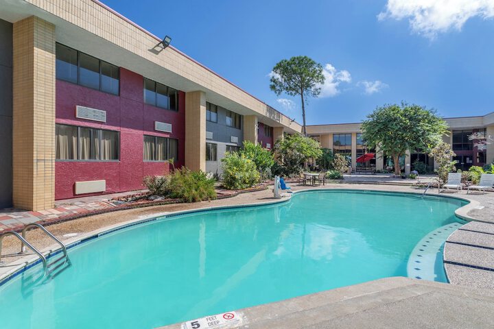 Red Roof Inn La Marque