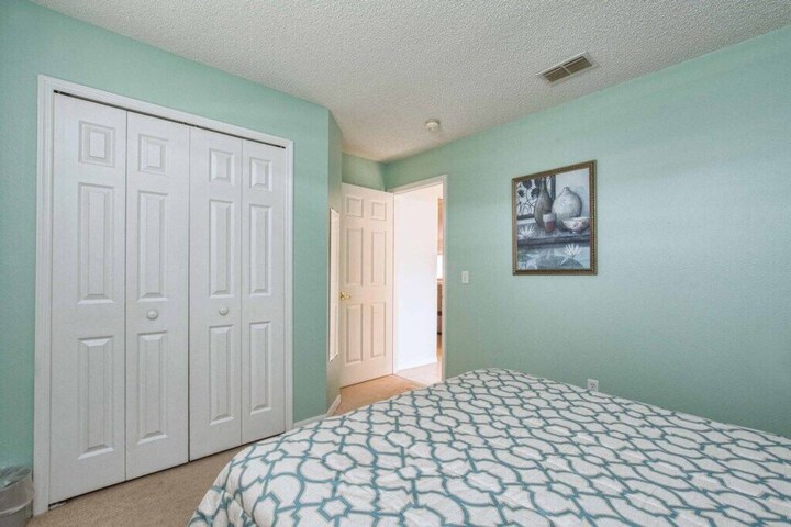 Room 20 of 38