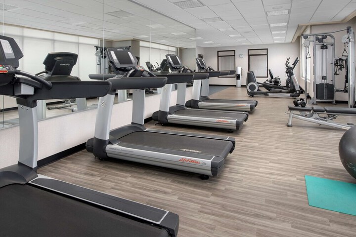 Hyatt Place Houston / Sugar Land