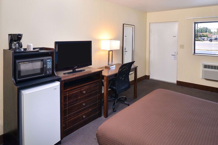 Room 21 of 30