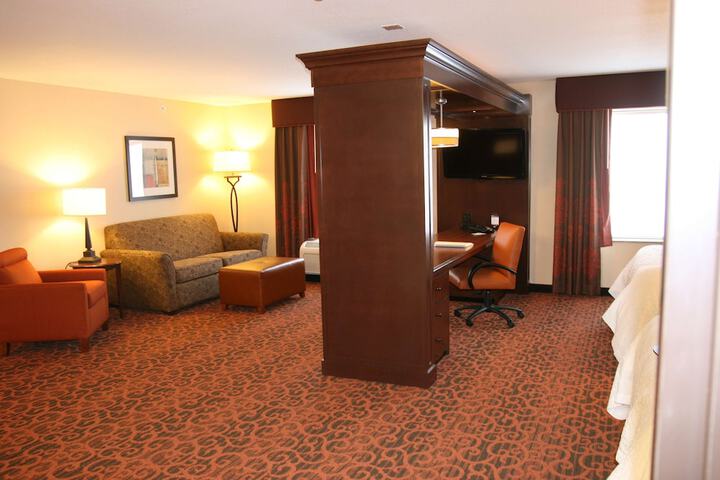 Hampton Inn & Suites Peru