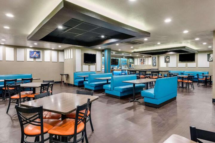 Clarion Inn & Suites Russellville I-40