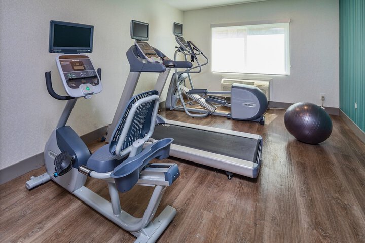 Holiday Inn Express Sunnyvale - Silicon Valley by IHG