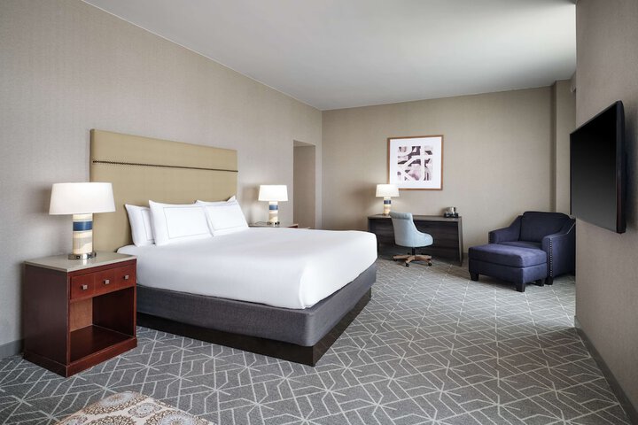 Room 47 of 127
