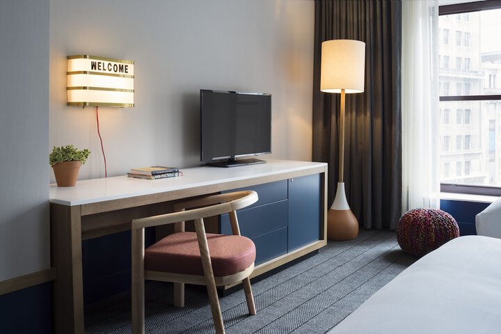 Room 15 of 78