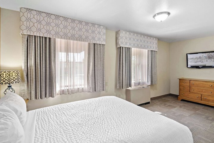 Room 36 of 89