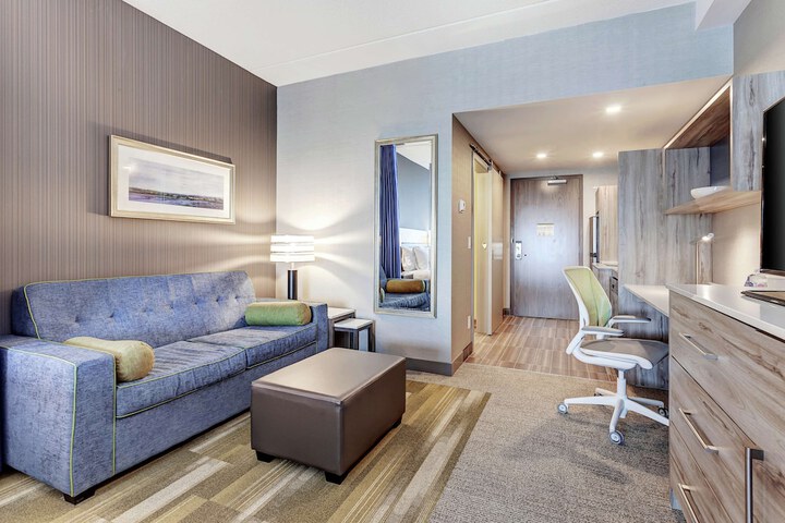 Home2 Suites by Hilton Toronto Brampton