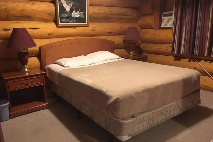 Room 7 of 40