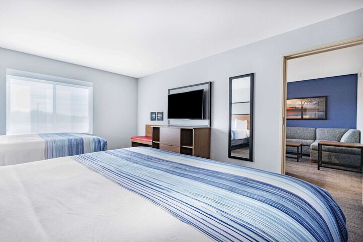 Room 42 of 53