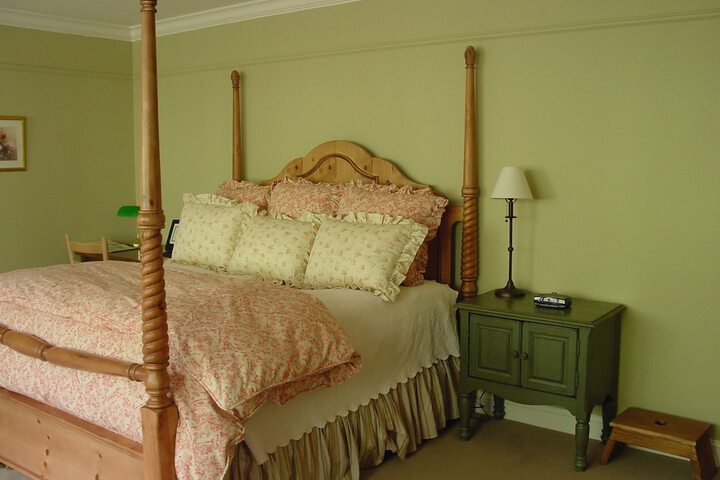 Room 13 of 43