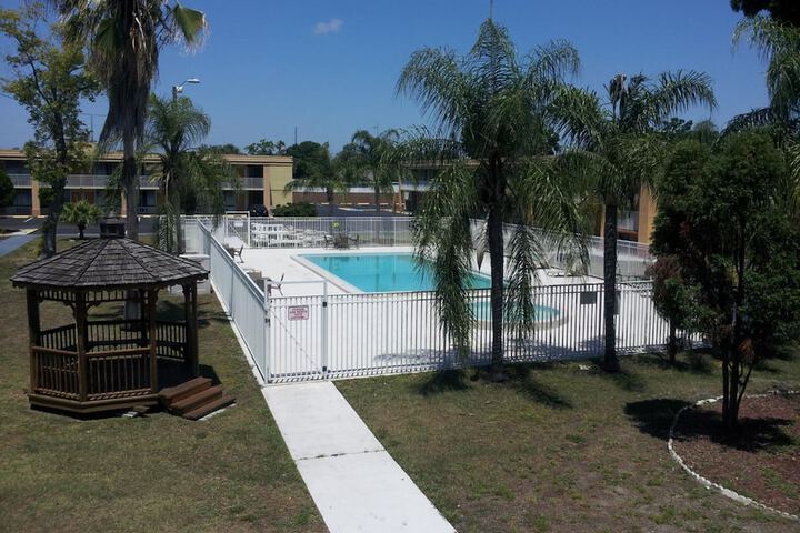 Pool 3 of 38