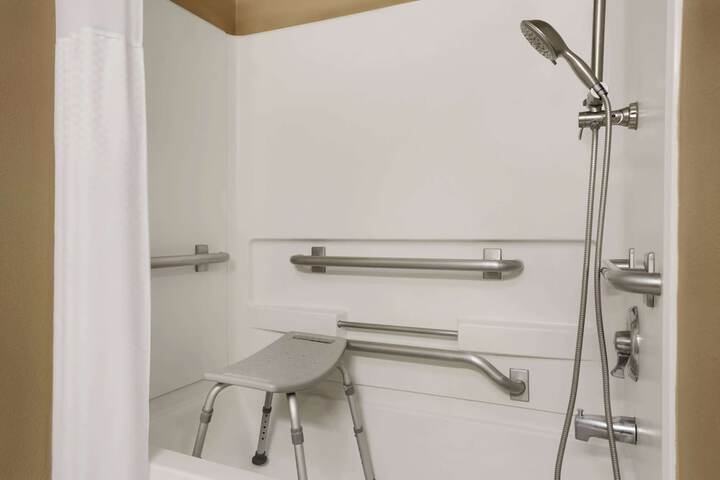 Super 8 by Wyndham S Jordan / Sandy/Slc Area