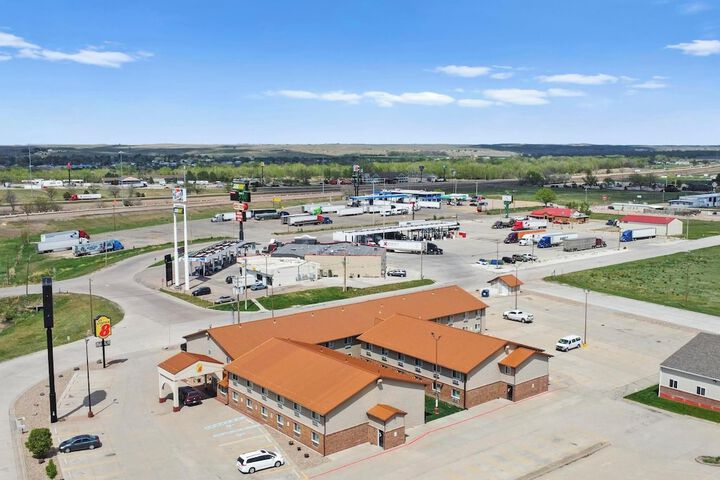 Super 8 by Wyndham Ogallala