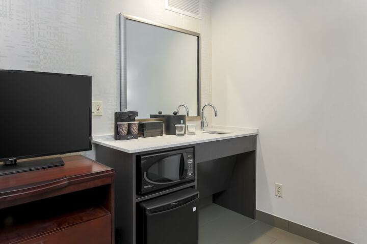 Room 13 of 45