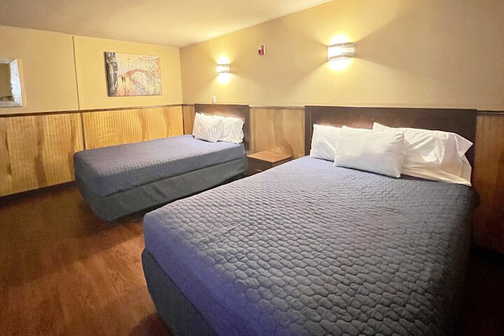 Room 43 of 88
